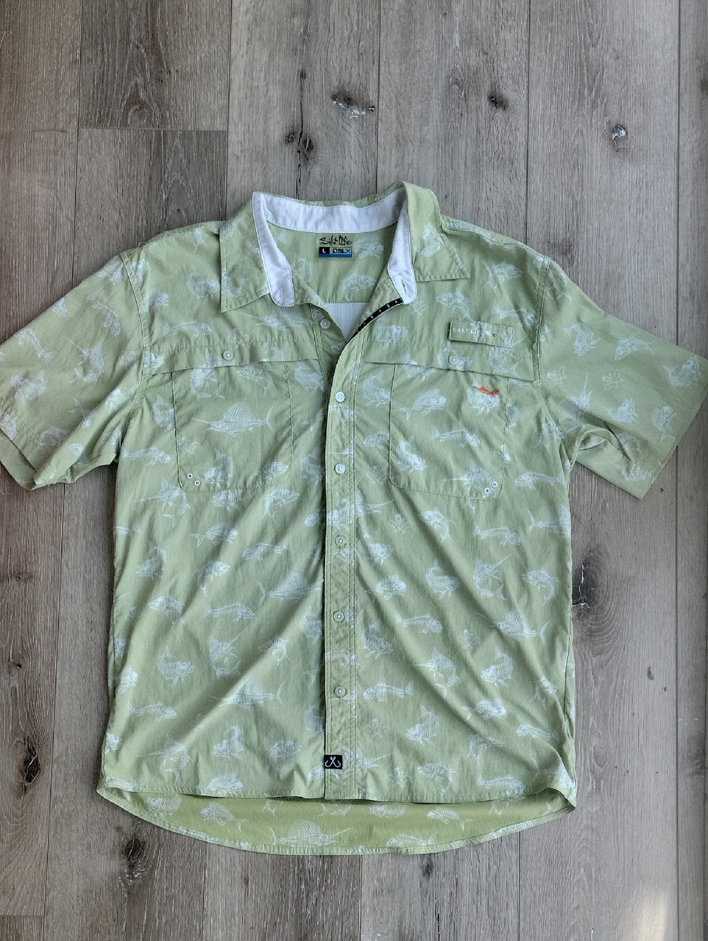 Salt Life Light Green Short Sleeve Fishing Shirt with White Fish Print